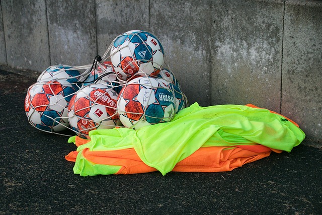 亚历山大27分霍姆格伦22+17 雷霆逆转篮网.